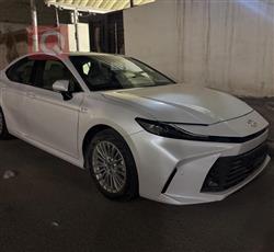 تۆیۆتا کامری